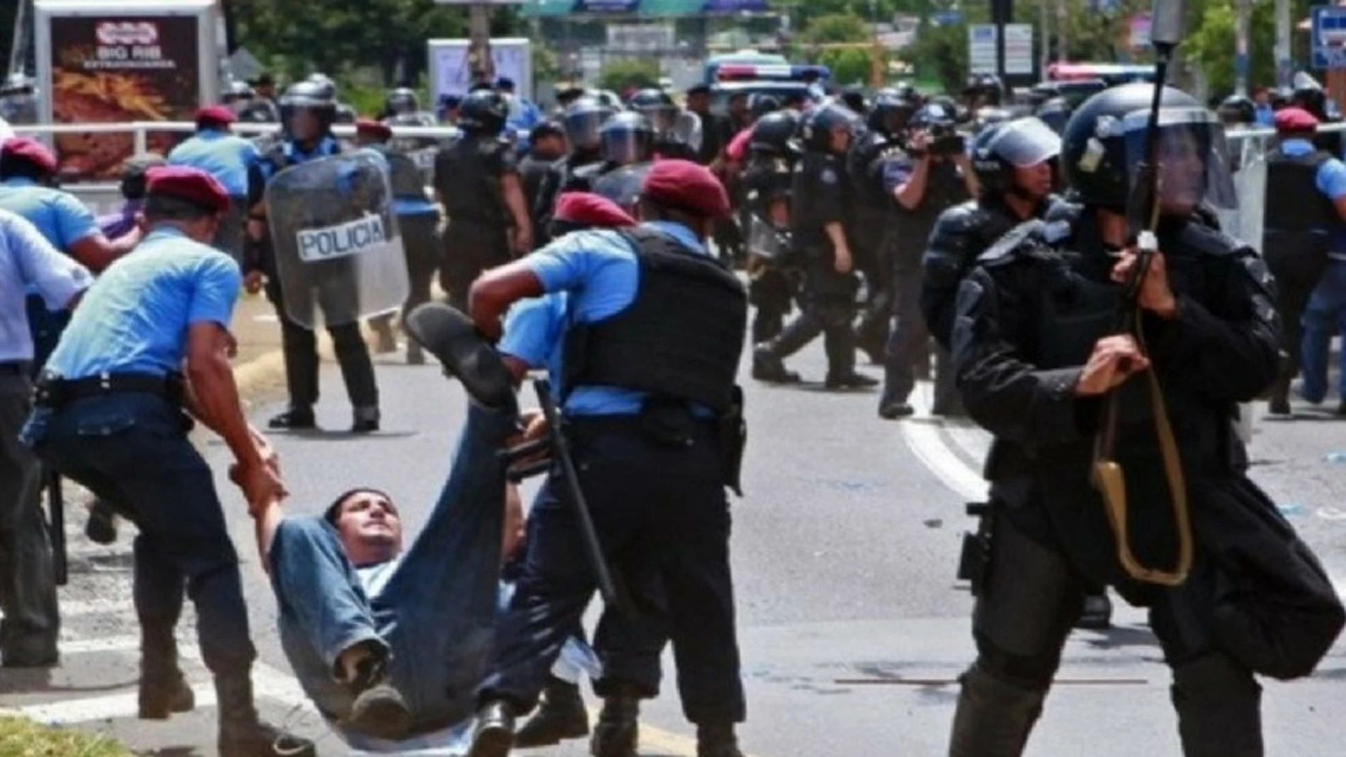 Una misión de la ONU llega al país tras condenar la violencia