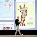 Tim Cook durante la presentación del nuevo iPad