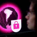 Una empleada en una empresa de ciberseguridad alemana