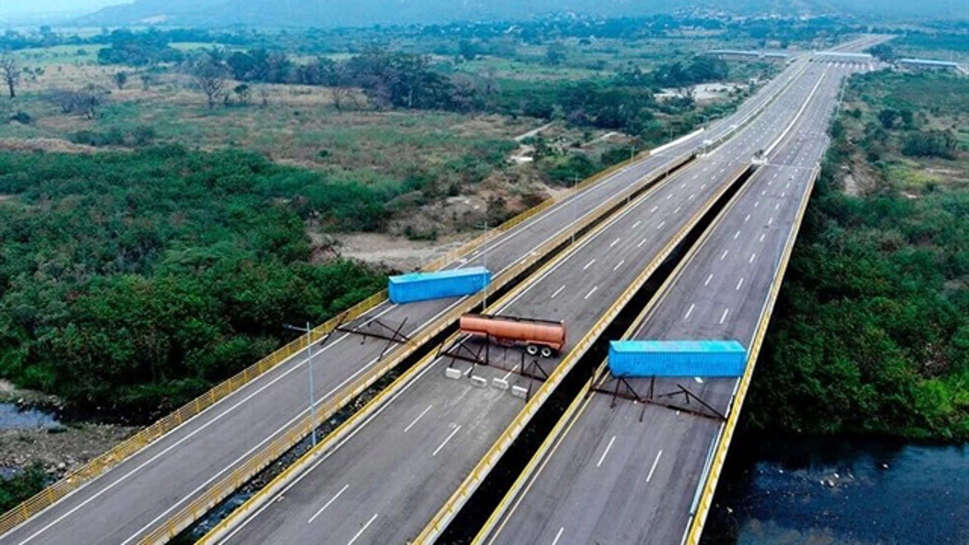 El presidente venezolano, Nicolás Maduro, ha decidido cerrar toda frontera con Colombia / Twitter