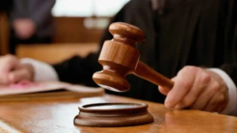 Los jueces y juezas españoles concluyeron en 2017 un total de 97 procedimientos por corrupción.