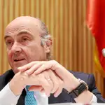  España corta con las agencias de rating