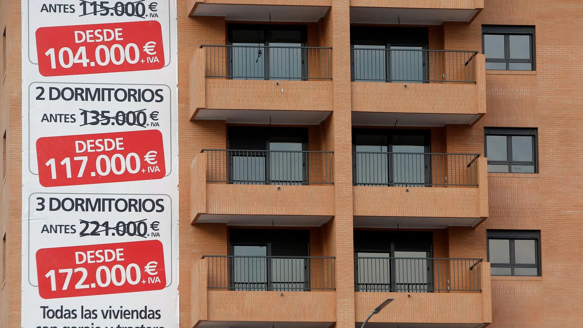 Un 44% de las viviendas fueron adquiridas mediante un préstamo hipotecario. Foto: Efe
