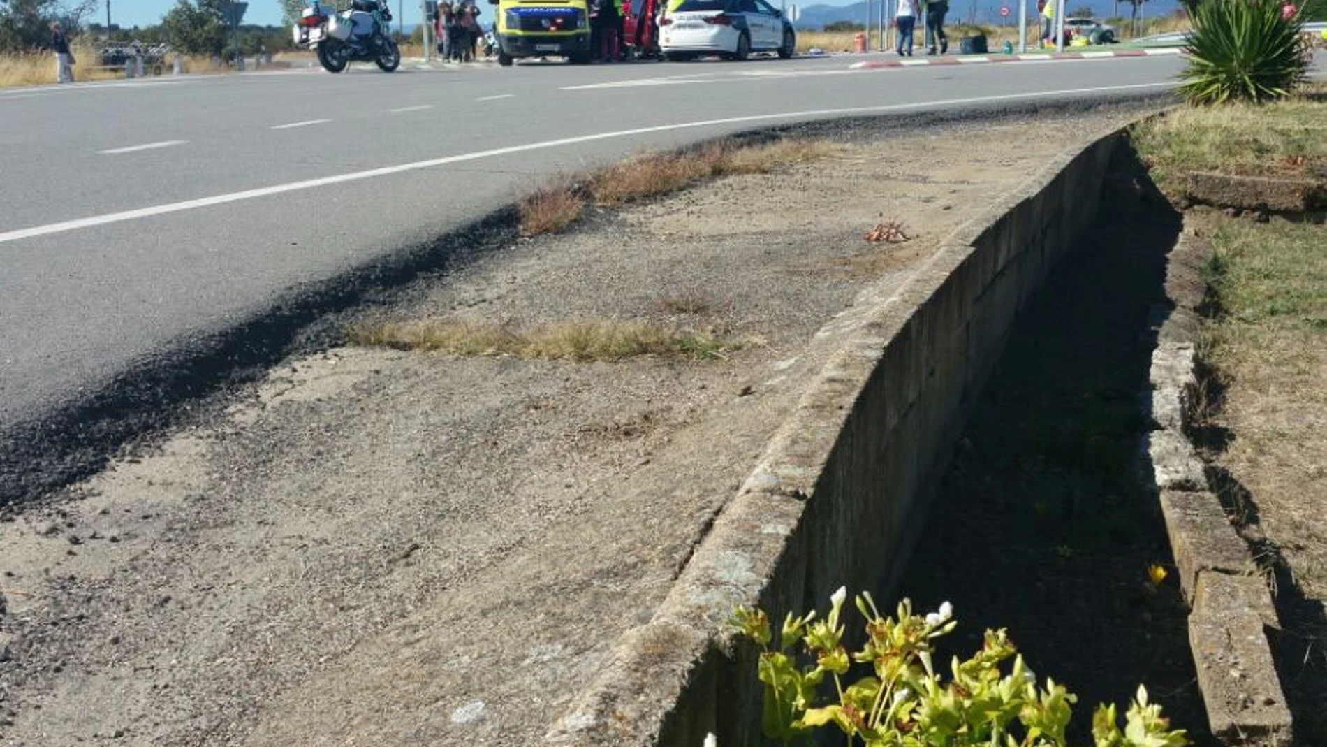 Un muerto y dos heridos en un choque entre un autobús y una furgoneta en Zamora