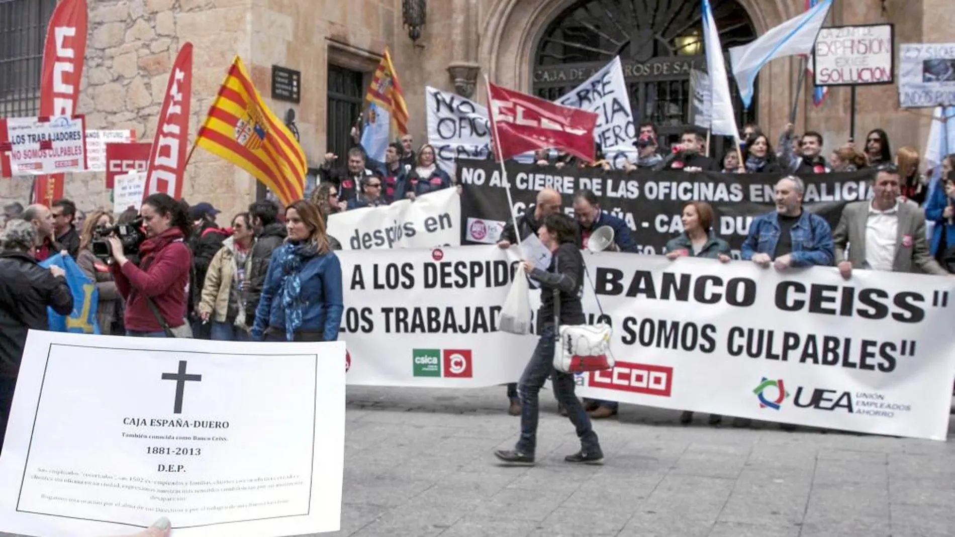 Protesta en Salamanca de los empleados de Ceiss