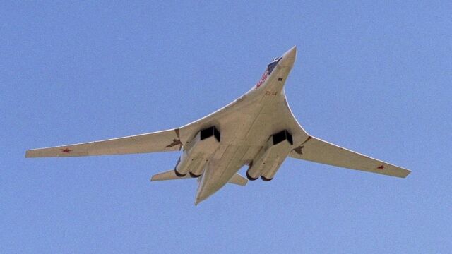 Imagen de Tupolev-160 warplane de la fuerza aérea rusa.