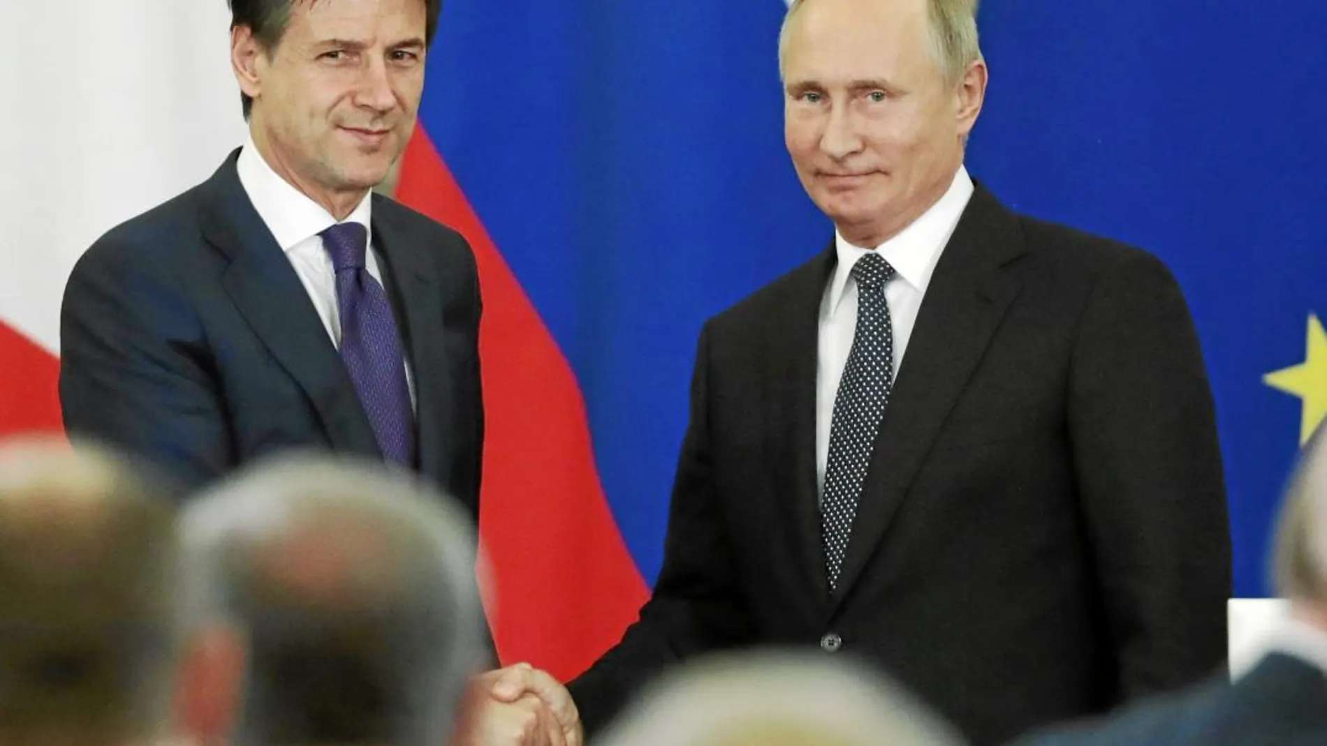 Vladimir Putin recibió el miércoles en Moscú al «premier» italiano, Giuseppe Conte