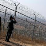 La Policía búlgara en la frontera con Macedonia
