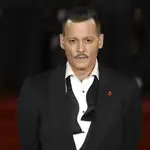  Johnny Depp, demandado por golpear a un hombre en el rodaje de su última película