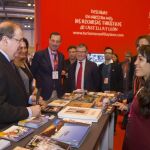 El presidente Juan Vicente Herrera visita el expositor de Castilla y León en Fitur