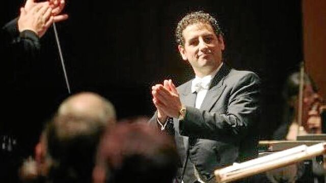 El tenor proporcionó dos horas y media para el recuerdo