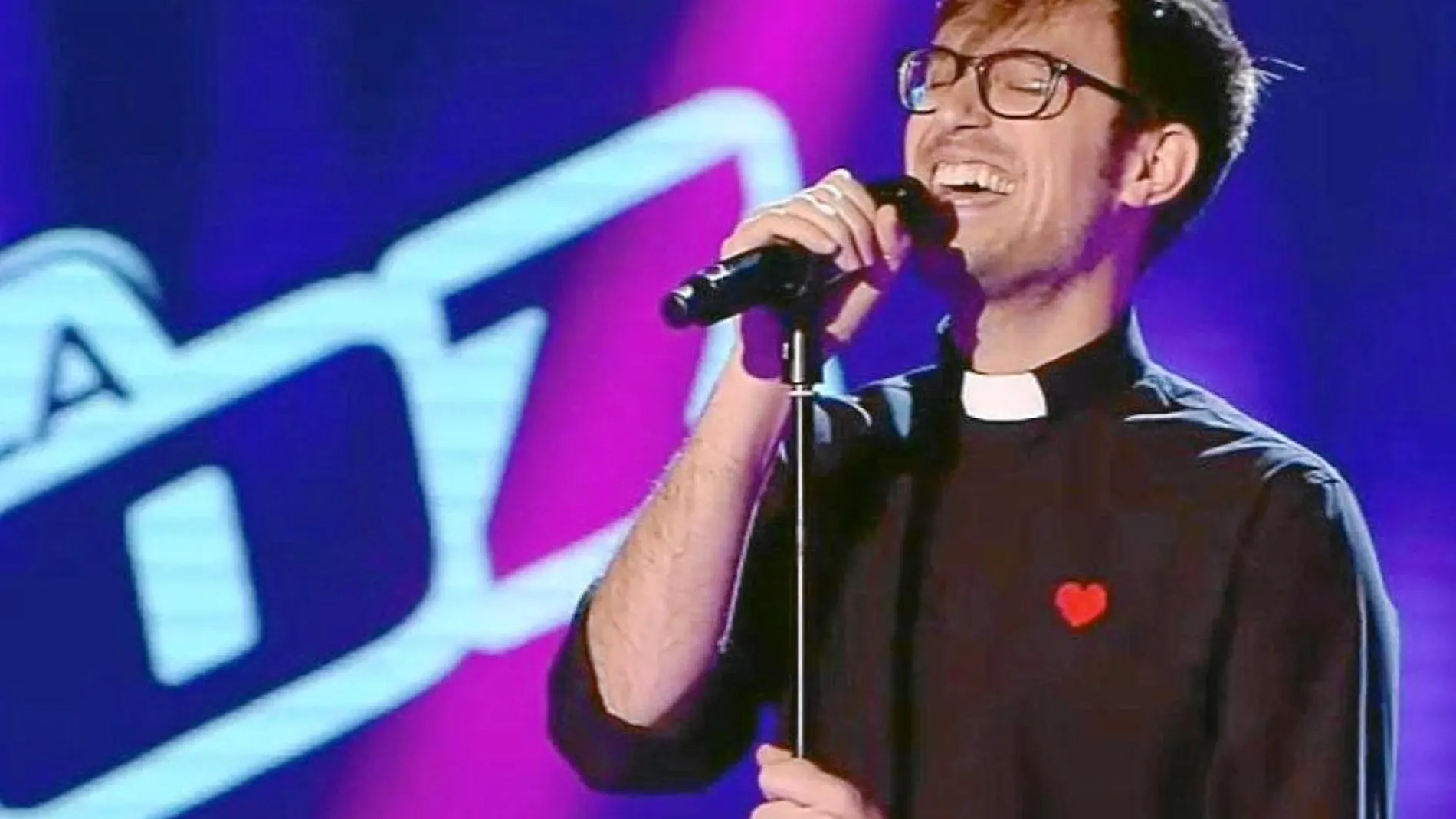 El sacerdote granadino, durante su participación en el «talent show» el pasado año