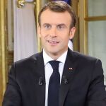 El presidente de Francia, Emmanuel Macron, se dirige a la nación desde el Palacio Elíseo hoy, 10 de diciembre de 2018. Efe