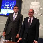 El presidente de la Diputación de Salamanca, Javier Iglesias, y el diputado del Área de Cultura, Julián Barrera, presentan la programación del ciclo «Noches de Cultura 2018»