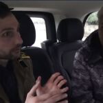 Omar Jerez, en el coche ante el chalé de Pablo Iglesias