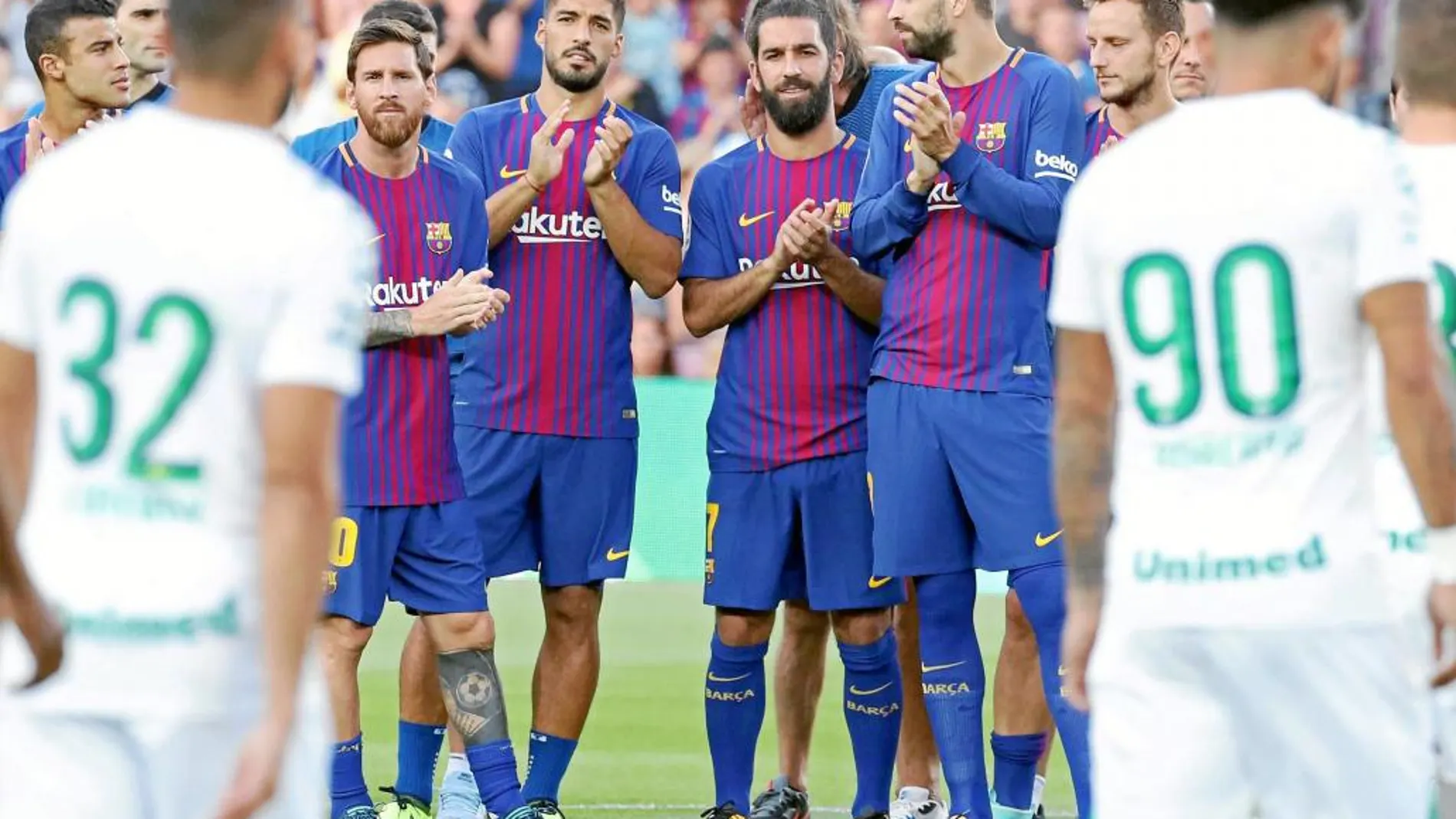 El Barcelona disputó ayer su primer partido sin Neymar. Fue en el Gamper, en un duelo muy emotivo porque se enfrentó al Chapecoense, el equipo que perdió a casi toda su plantilla en un accidente de avión. Ganó el Barça 5-0