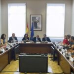 Reunión mantenida con CCOO, UGT y USO hoy en la sede del Ministerio