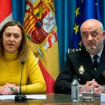 La delegada del Gobierno en Castilla y León, Virginia Barcones, y el jefe superior de Policía, Jorge Zurita, explican la marcha de las investigaciones de los disparos