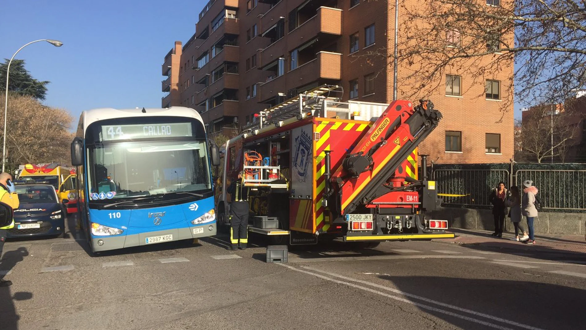 Una unidad de los Bomberos de Madrid acudió al lugar del atropello