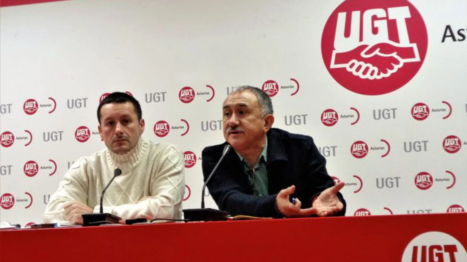 El secretario general de UGT, Pepe Álvarez, en una rueda de prensa en Asturias