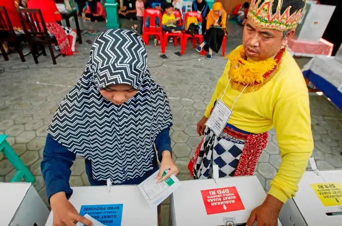 El liberal Joko Widodo se afianza en Indonesia
