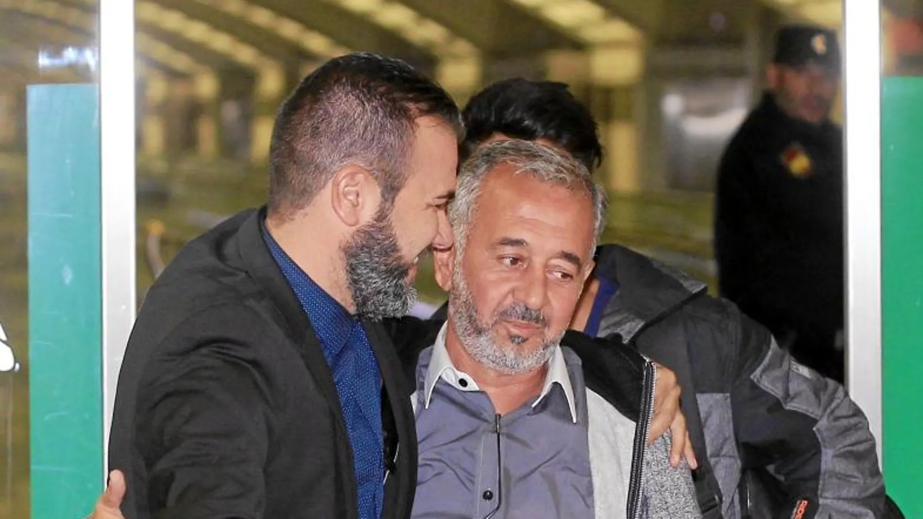 Miguel Galán y Osama, cuando éste llegó a Madrid