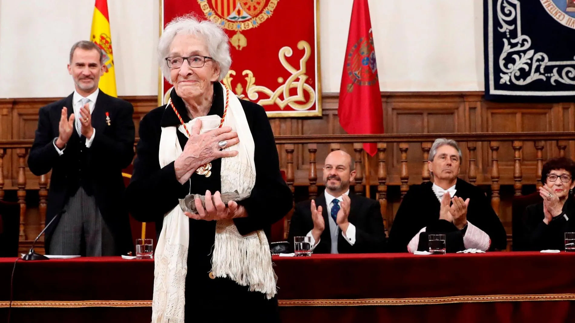 La poeta uruguaya Ida Vitale tras recibir el Premio Cervantes 2018