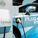 Las ventas de vehículos de gas ganaron la partida en 2018 a los eléctricos puros y a los híbridos enchufables / Reuters