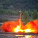  Coreal del Norte provoca a EE UU al lanzar un misil sobre Japón
