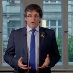 Carles Puigdemont en el momento que anuncia que Quim Torra era el próximo candidato a la investidura.