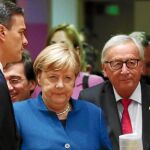 El presidente del Gobierno, Pedro Sánchez, ayer en Bruselas con Angela Merkel, Jean Claude Juncker y Emmanuel Macron