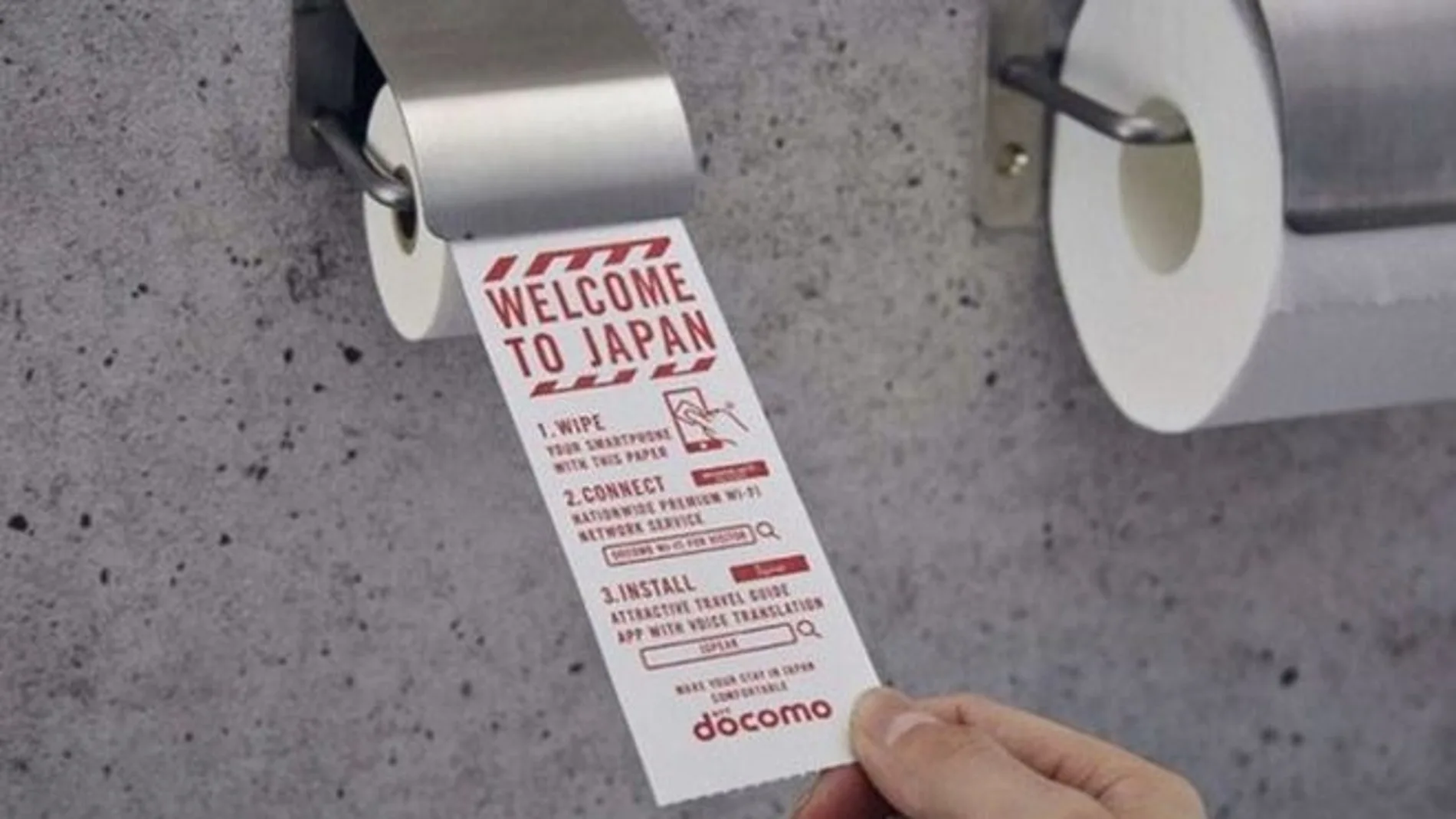 El aeropuerto de Tokio ya ofrece papel higiénico para smartphones