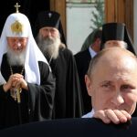 El presidente ruso Vladimir Putin se reúne con el Patriarca de la Iglesia Ortodoxa rusa, Cirilo I.