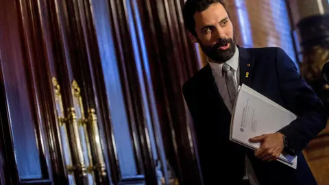 El presidente de la cámara catalana, Roger Torrent,