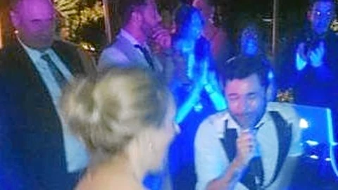 Miguel Poveda actuó en la boda