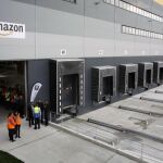 La Comisión Europea (CE) ordenó hoy a Luxemburgo que recupere 250 millones de euros que Amazon debería haber pagado en impuestos