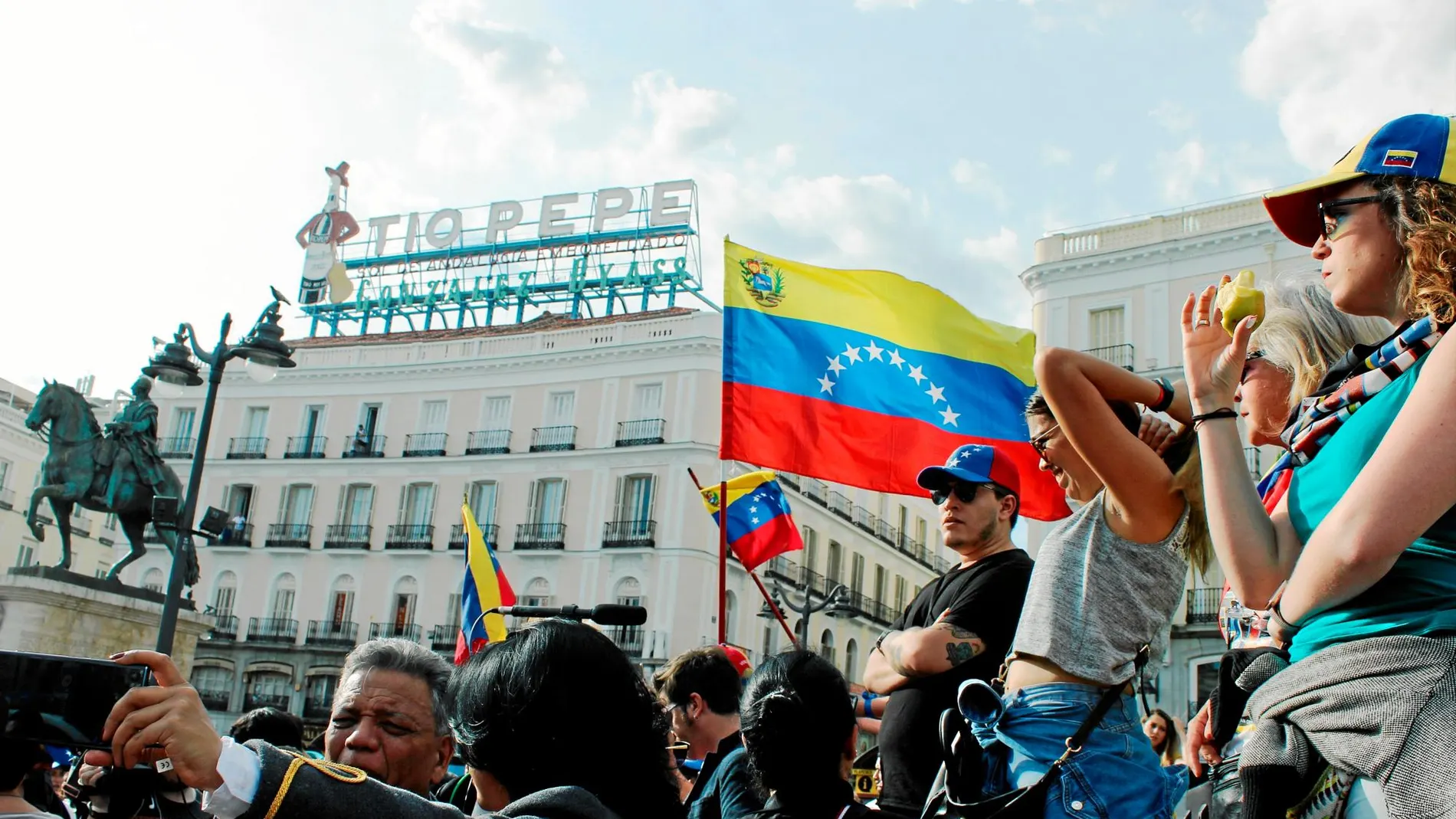 Miles de venezolanos se concentraron el pasado martes en la Puerta del Sol de Madrid