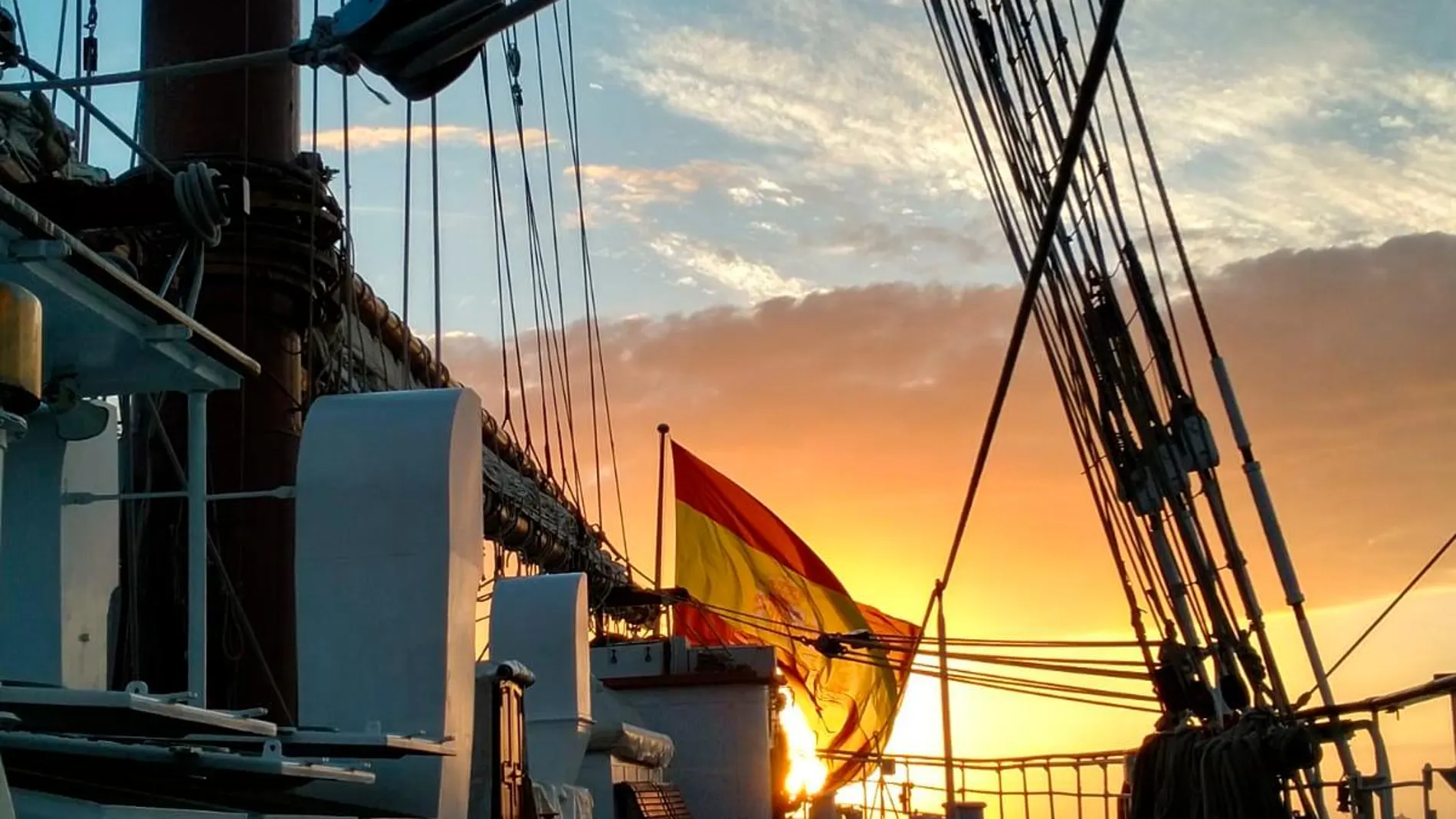 Unas elecciones diferentes a bordo del “Juan Sebastián de Elcano”