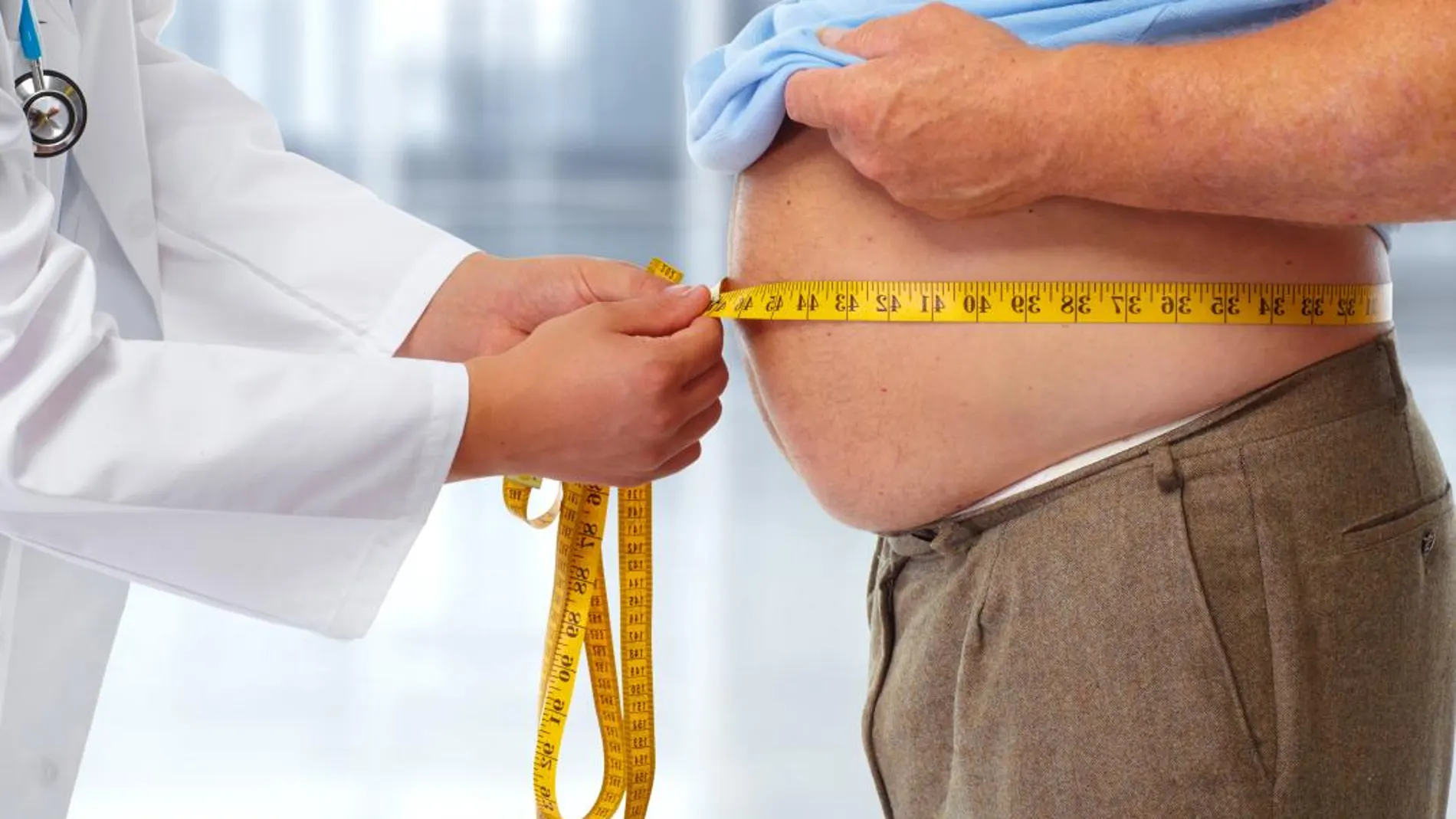 El cáncer de tiroides se suma a la lista negra de la obesidad