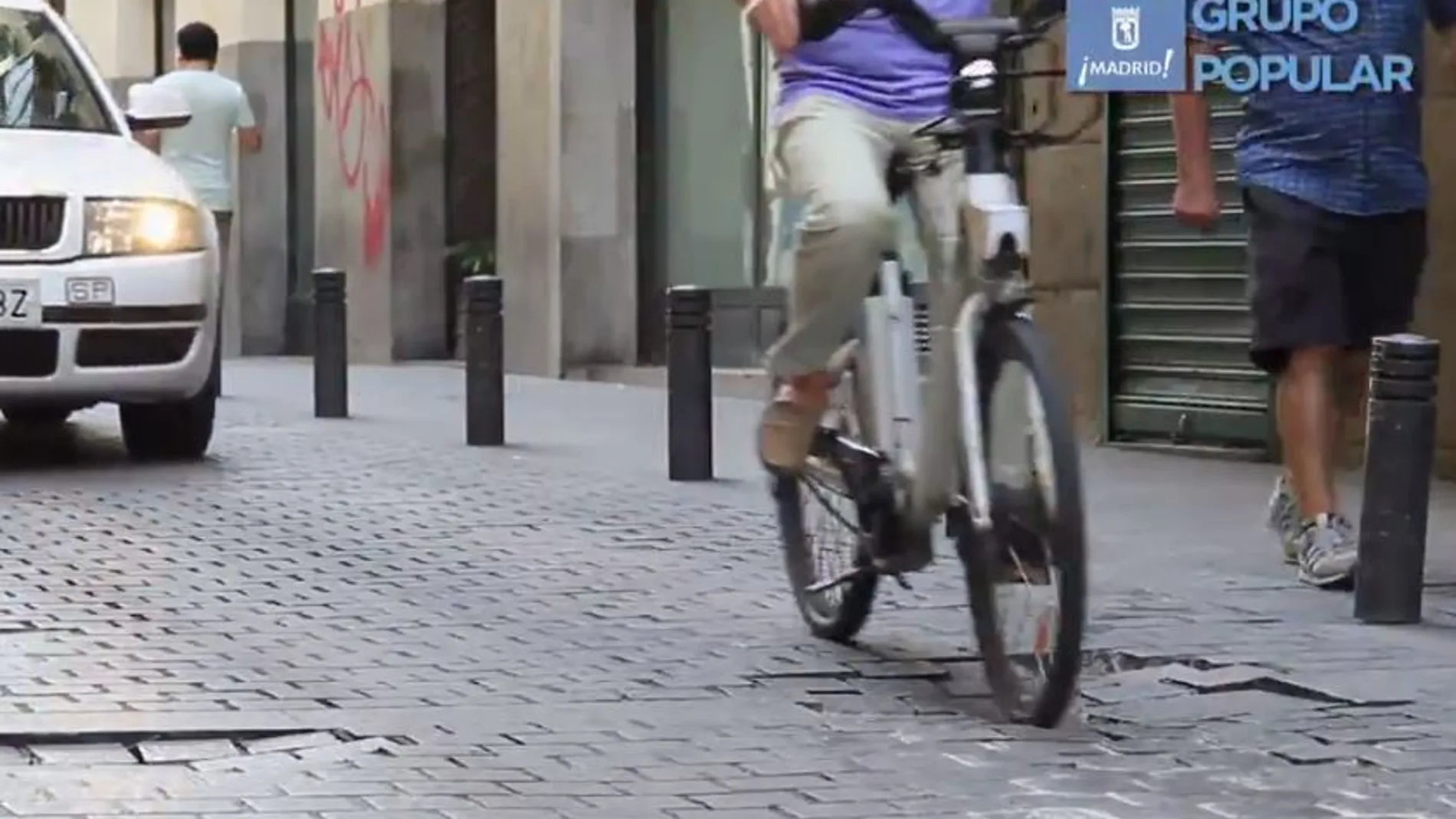 Los obstáculos para ir en bici en Madrid