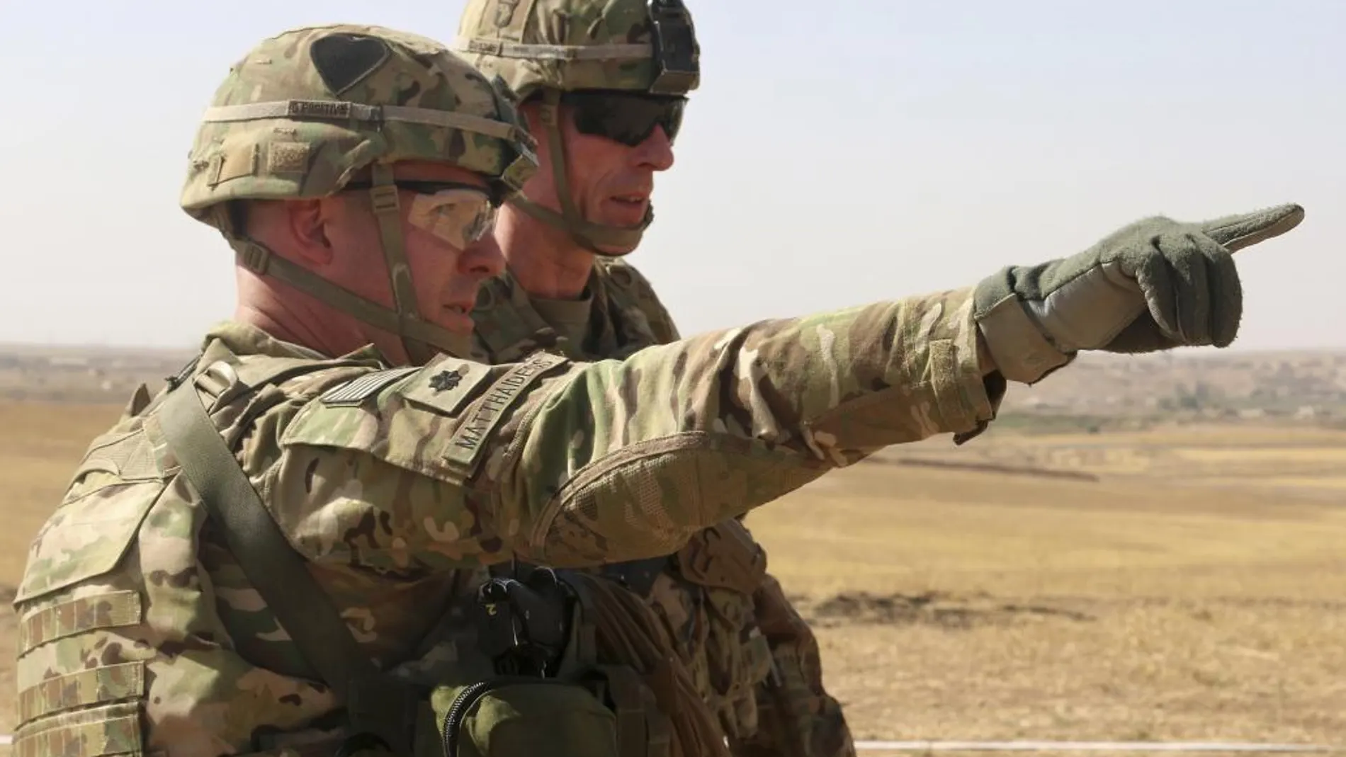 Militares de Estados Unidos participan en la ofensiva sobre Mosul emportrados en las fuerzas irakíes.