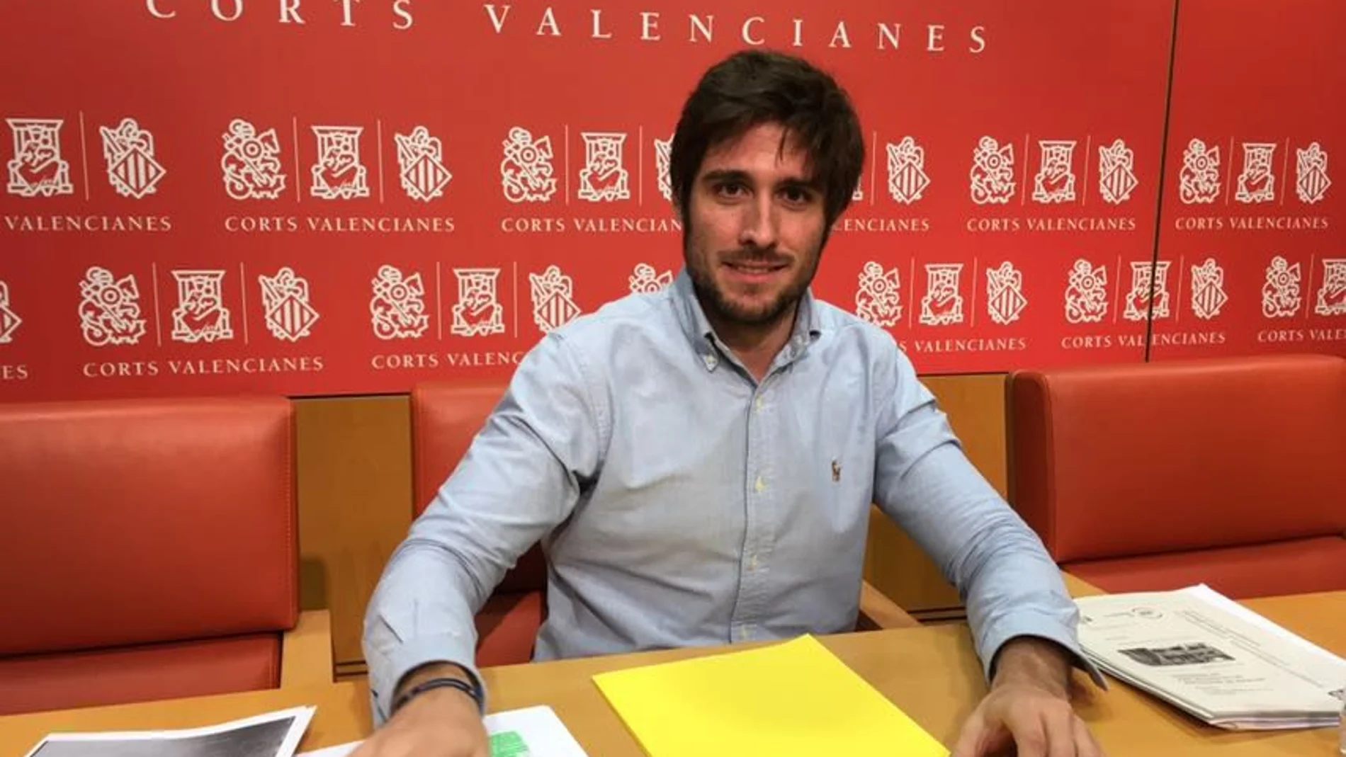 El portavoz de Empleo del PP en Les Corts, Juan Carlos Caballero.