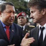 Sean Penn llora la muerte de Chávez: «He perdido a un amigo»