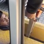 El angustioso rescate de un joven que quedó atrapado entre un tren y el andén