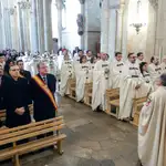  La ciudad de León homenajea la memoria de sus Reyes en un acto solemne en el Panteón de la Colegiata de San Isidoro