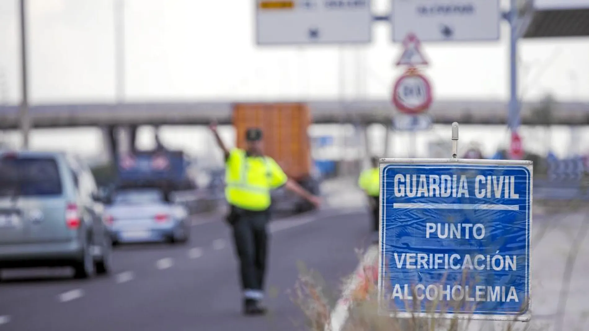 Se retirará el carné a los conductores reincidentes por consumo de alcohol o drogas