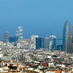 Panorámica de la ciudad de Barcelona, en una imagen de archivo / Efe