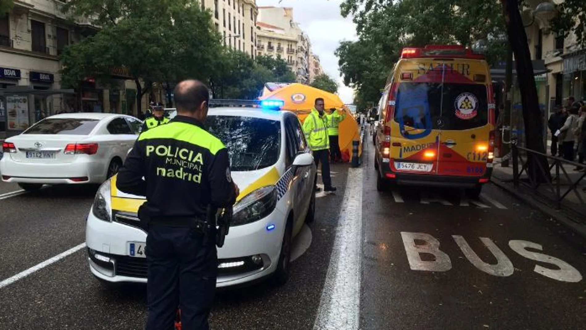 Muy grave una mujer tras ser atropellada cuando cruzaba la calle Alcalá