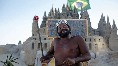 Marcio Mizael Matolias en la playa de Barra da Tijuca en Río de Janeiro/MAURO PIMENTEL