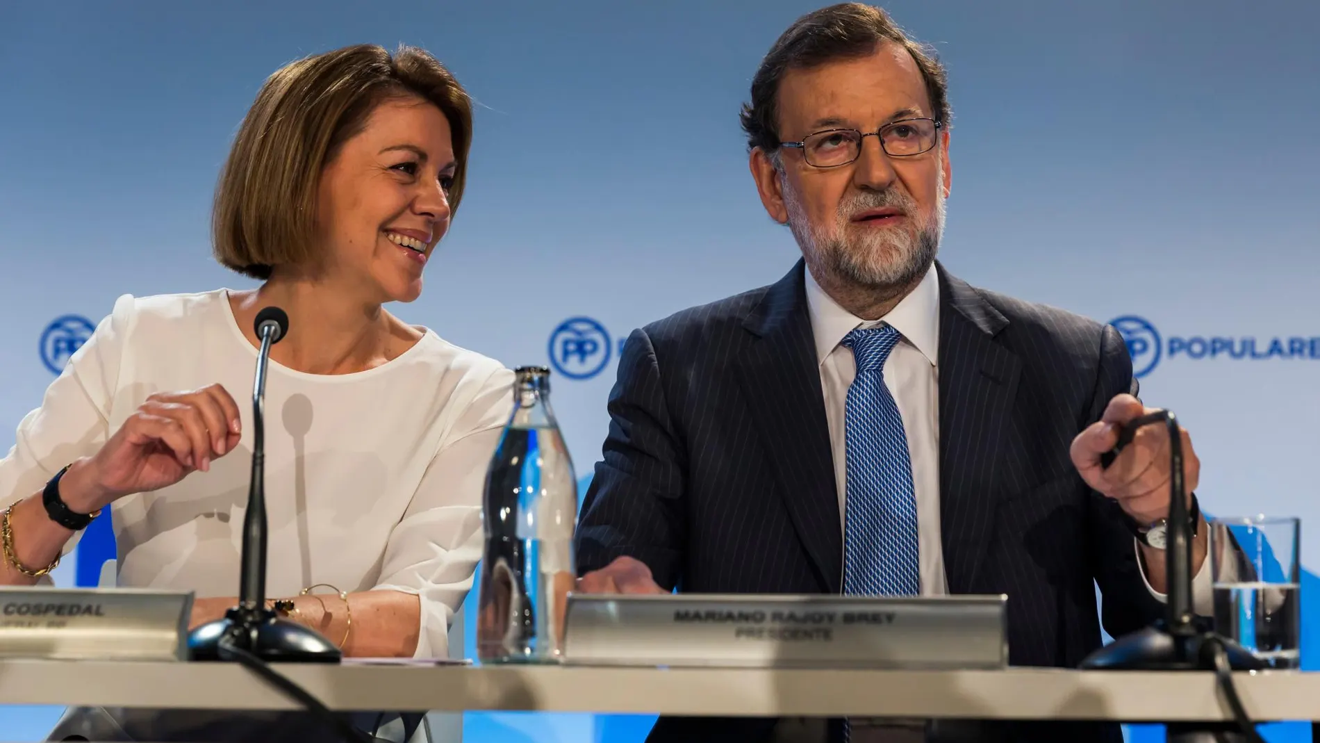 El Parlament solicita la comparecencia de Mariano Rajoy, Soraya Sáenz de Santamaría y María Dolores de Cospedal en la comisión de investigación del 155